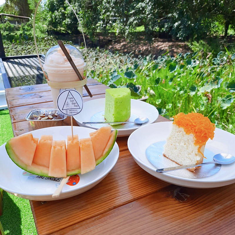 ร้านคาเฟ่สวนผลไม้