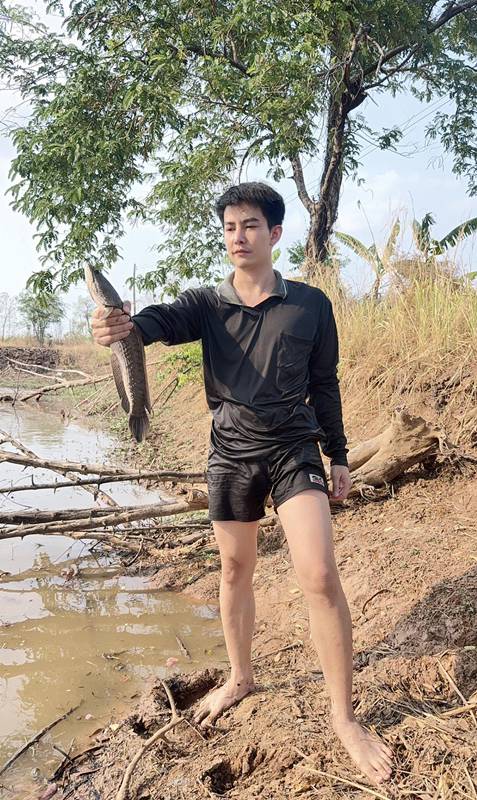 ครูเต้ย อภิวัฒน์