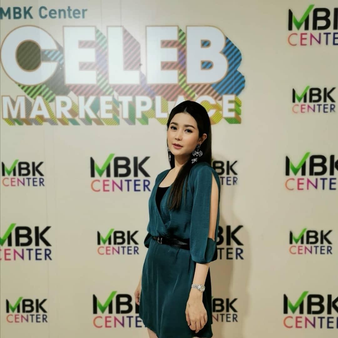 อ้อม ประถมาภรณ์