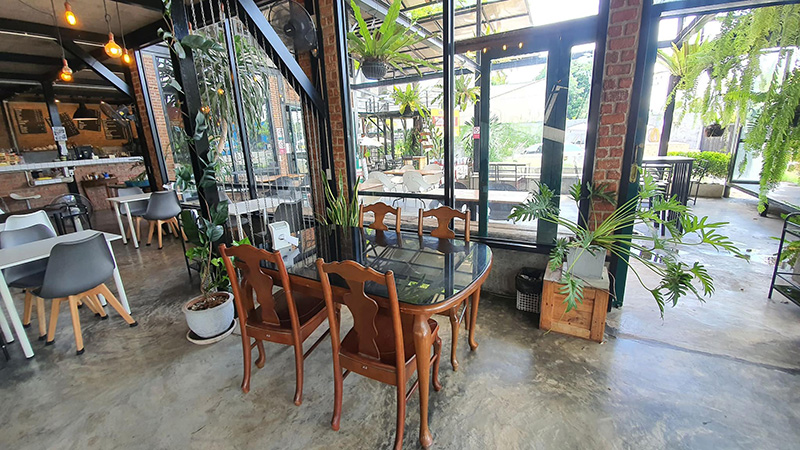 คาเฟ่ นครนายก
