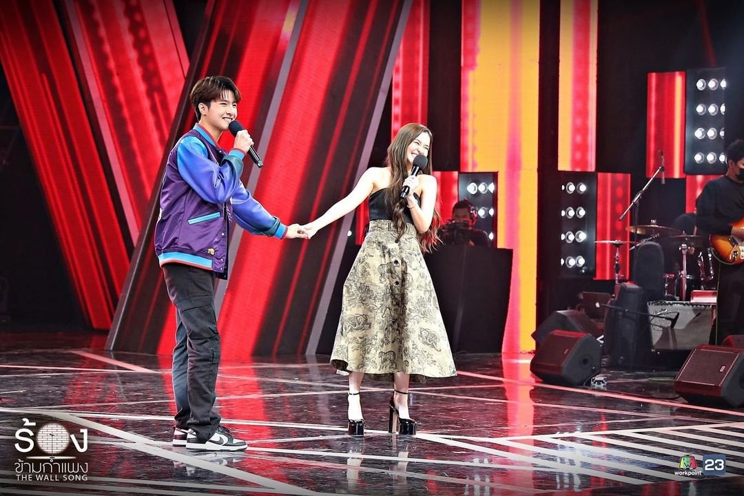 The Wall Song ร้องข้ามกำแพง