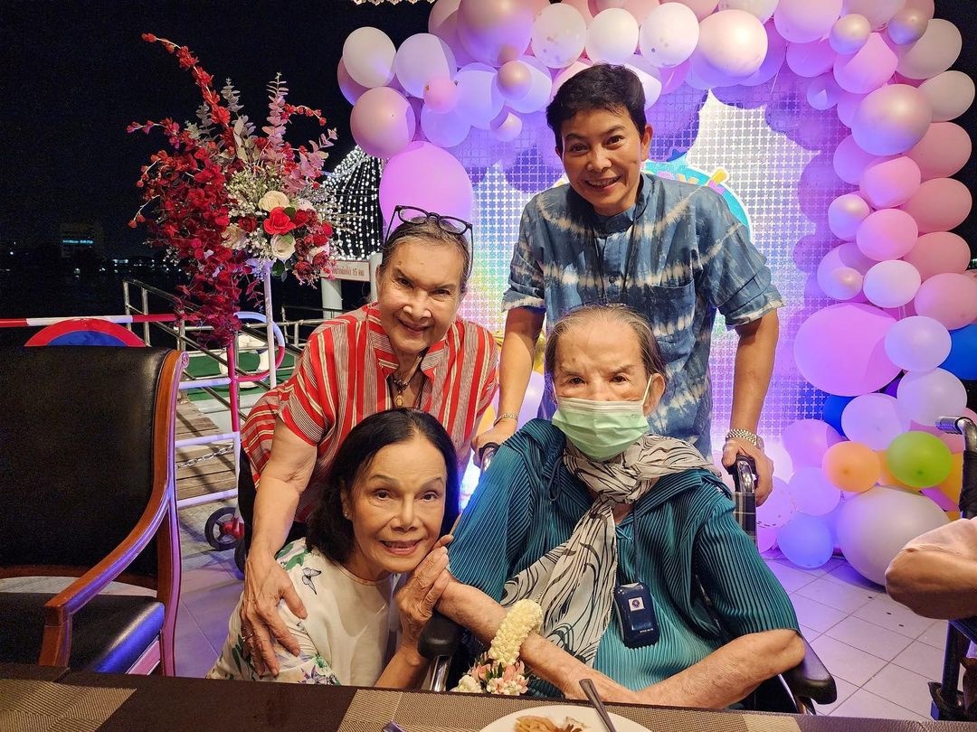 คุณยายมารศรี อิศรางกูร ณ อยุธยา 