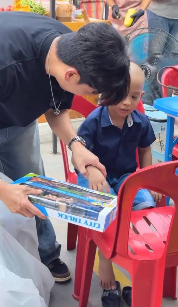 น้องนิว หนูน้อยสู้มะเร็งระยะ 4 เสียชีวิตแล้ว