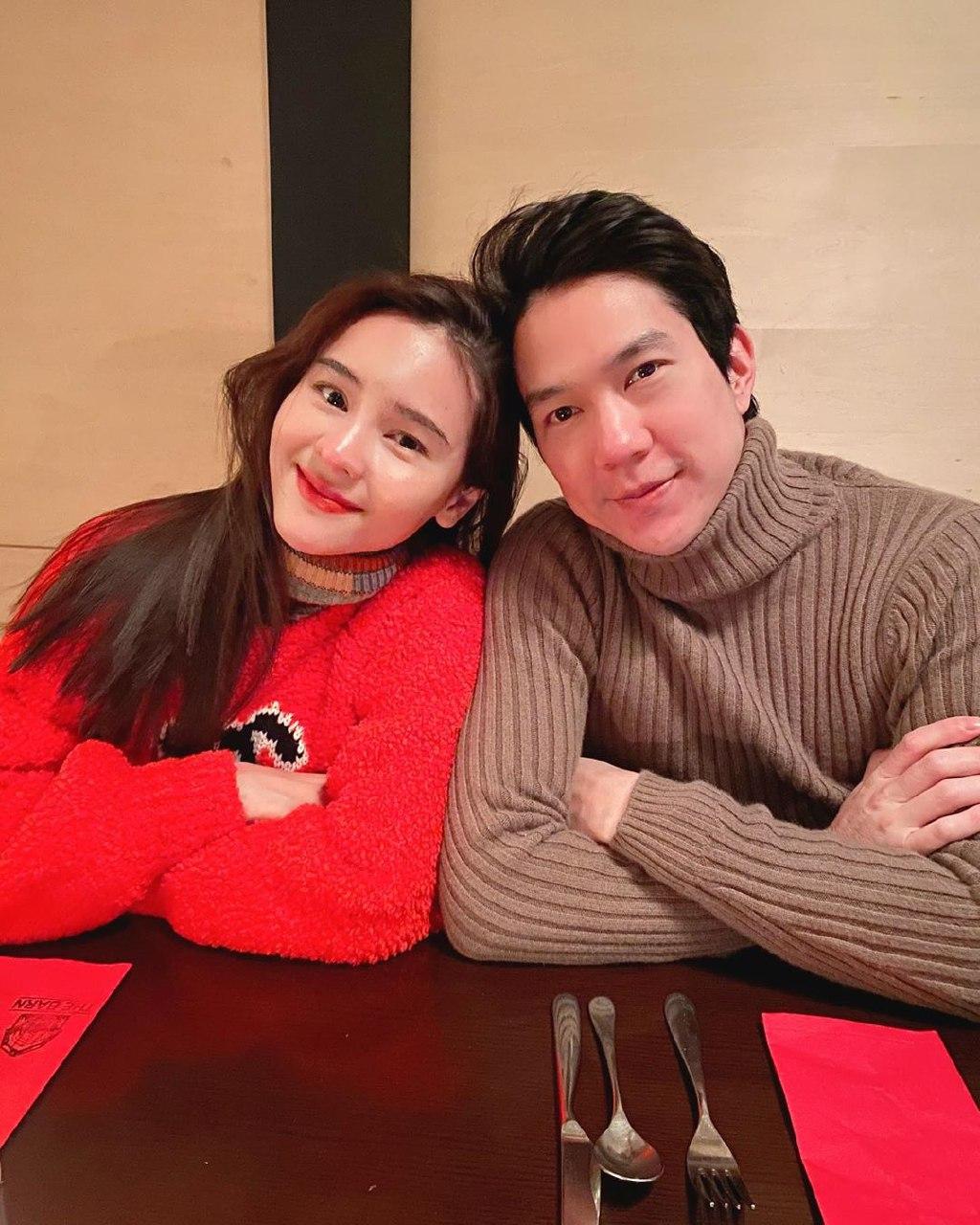 ออม สุชาร์ แอมป์ พิธาน 