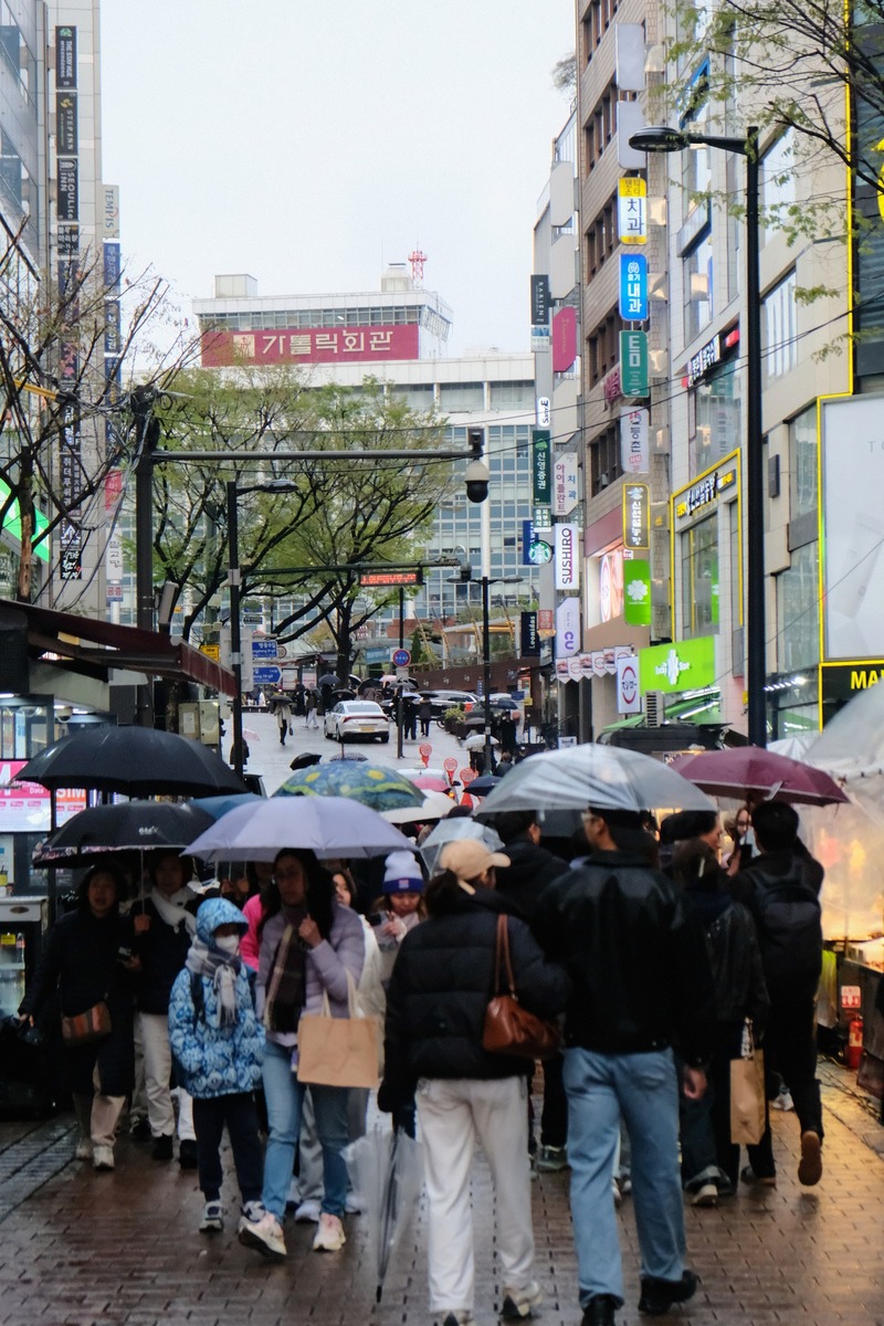 Myeongdong Street แหล่งช้อปในโซล