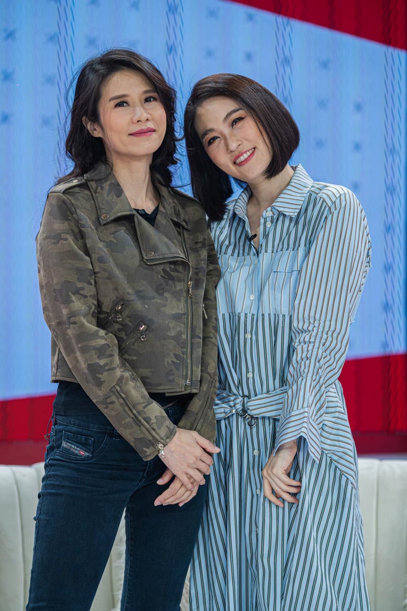 โบ จอยซ์ ไทรอัมพ์ส คิงดอม