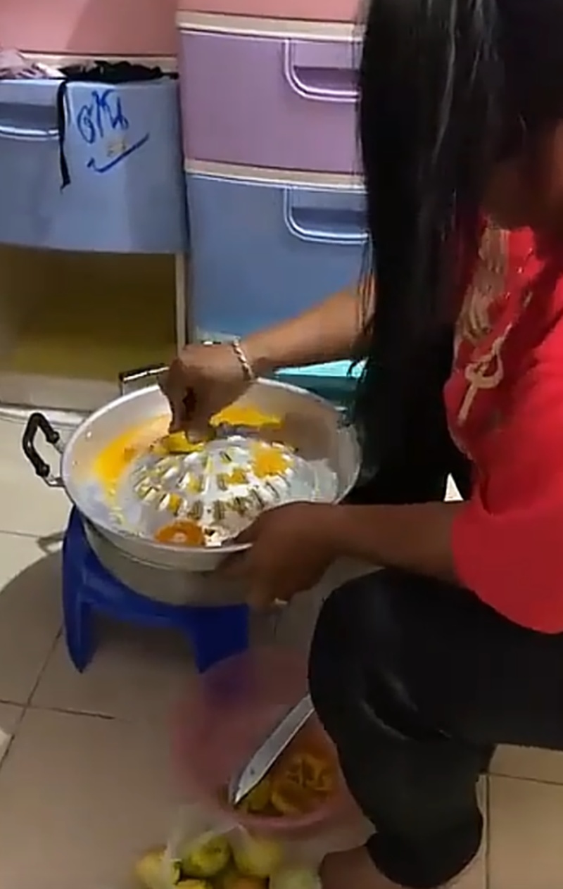 ที่คั้นน้ำส้ม