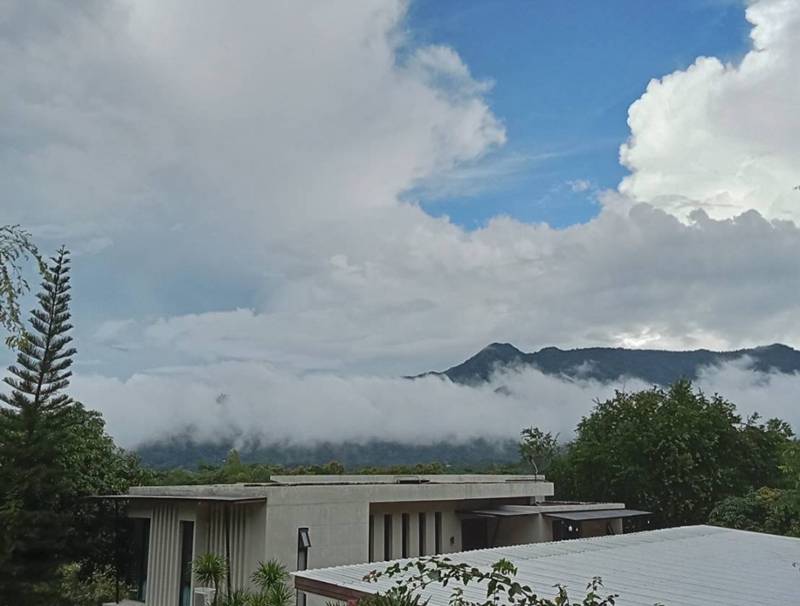 บ้านเอ๊าะ กีรติ 