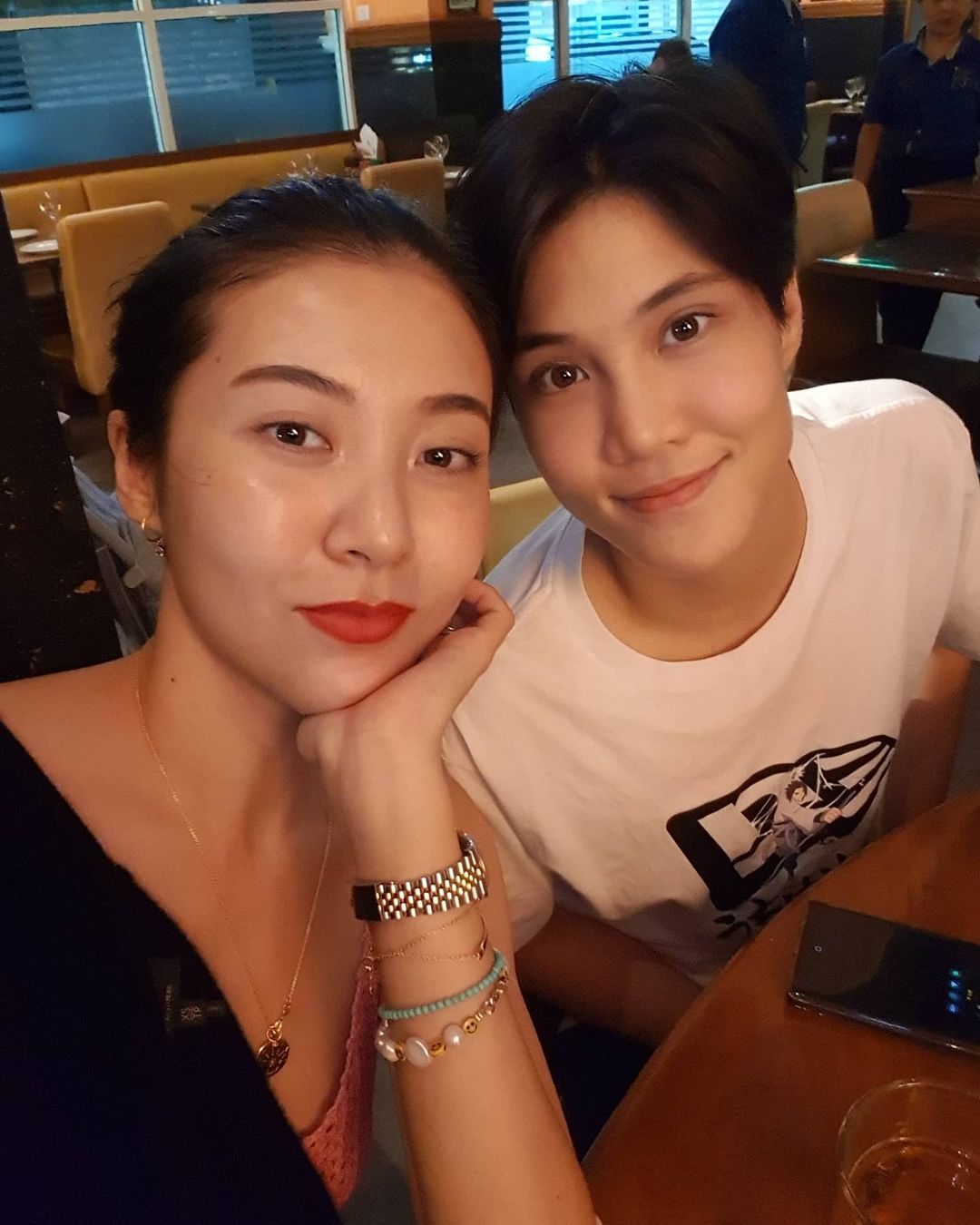 เจี๊ยบ ลลนา เดียร์ บุศรา