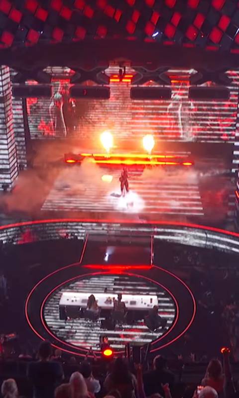 เนเน่ รอยัล คว้า Golden Buzzer
