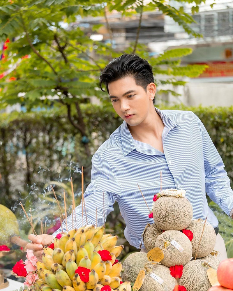 เข้ม หัสวีร์