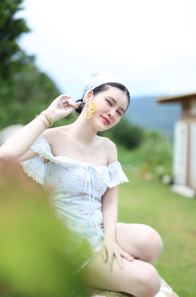 เอ๋ มิรา