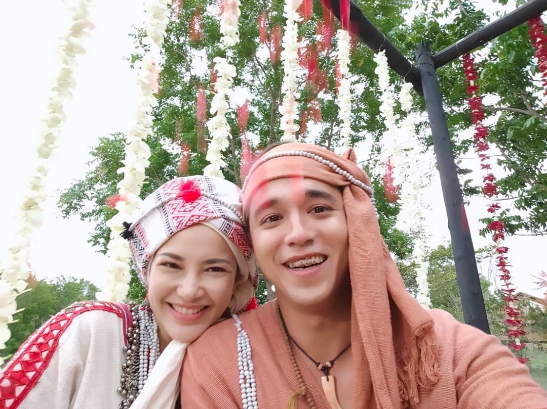 เก็บแผ่นดิน