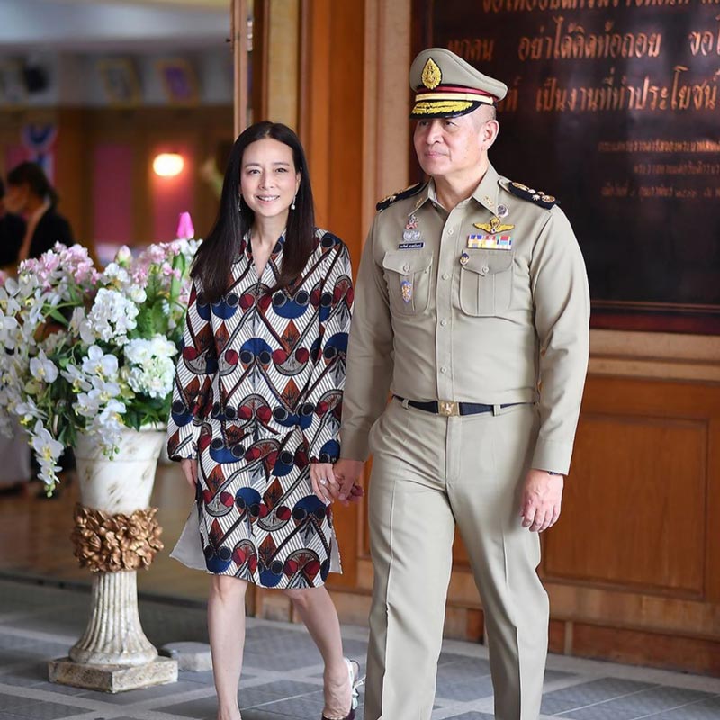 มาดามแป้ง นวลพรรณ ล่ำซำ