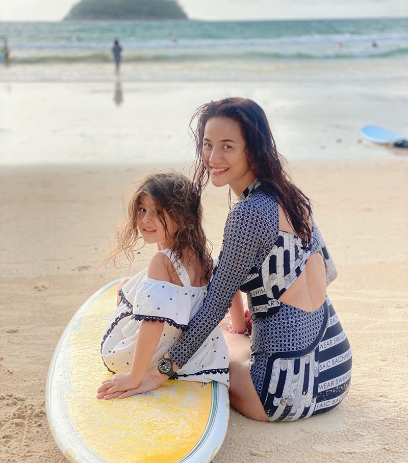 น้ำฝน กุลณัฐ