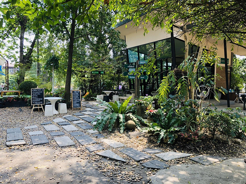 ร้านกาแฟในสวน กรุงเทพฯ