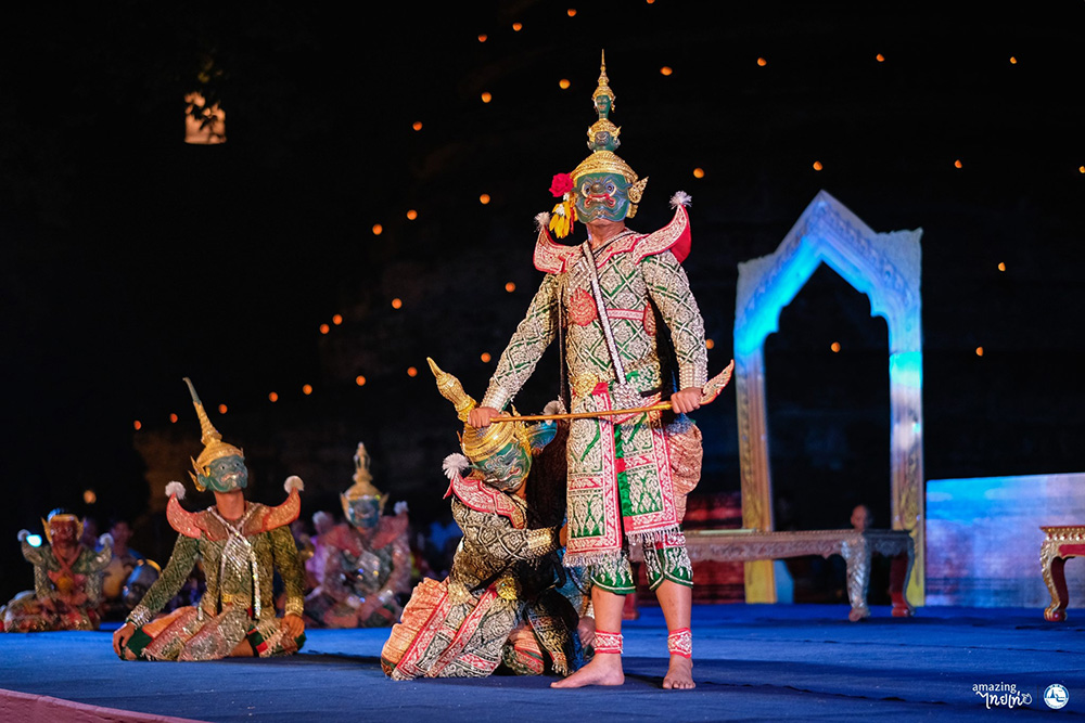 ลอยกระทง 2563