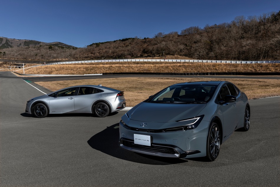 toyota prius 2024