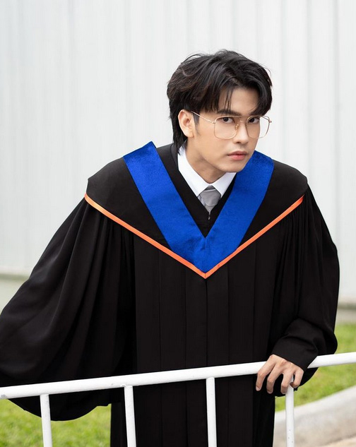 ดารารับปริญญา