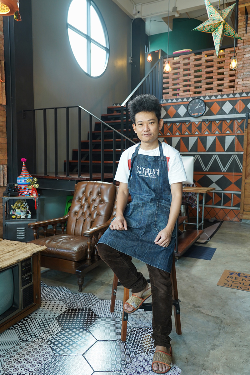 รถไฟฟ้าสายสีทอง