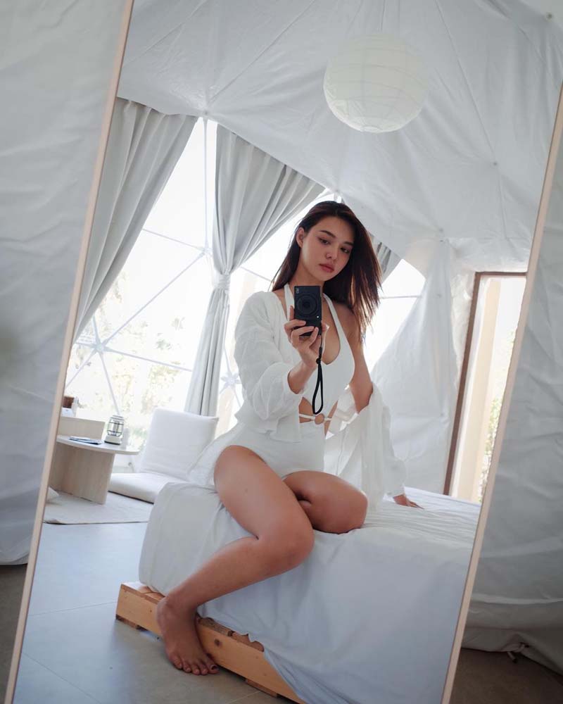 หญิง อาณดา