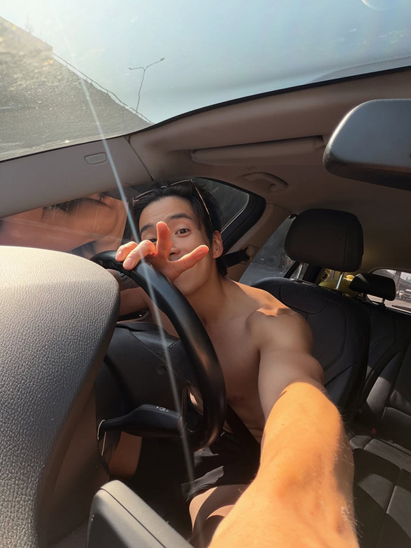 อาเล็ก ธีรเดช