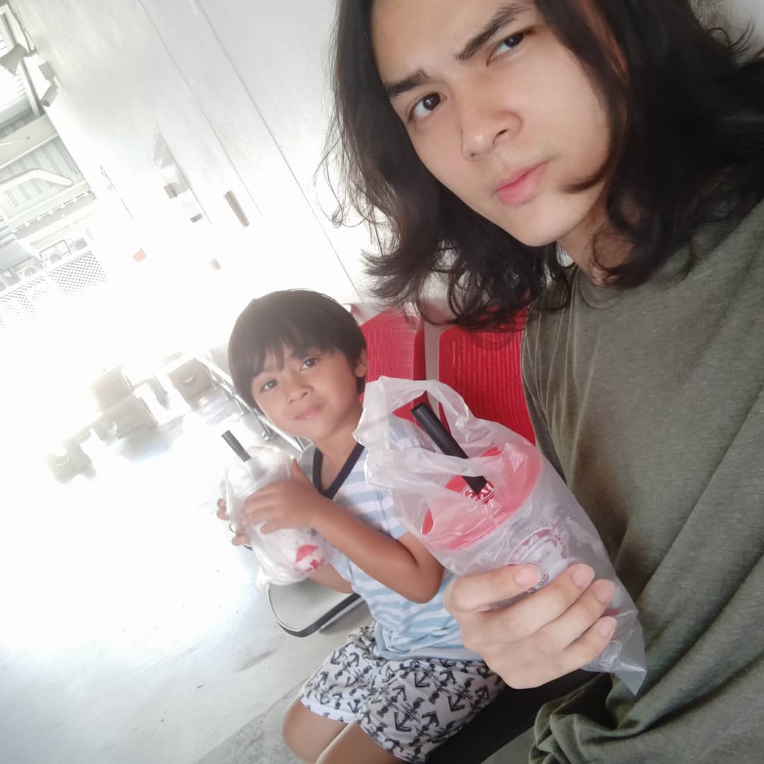 แน็ก ชาลี น้องอาเธอร์