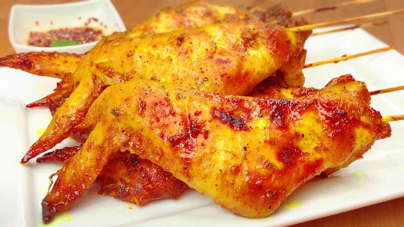 ปีกไก่ย่างรถเข็น