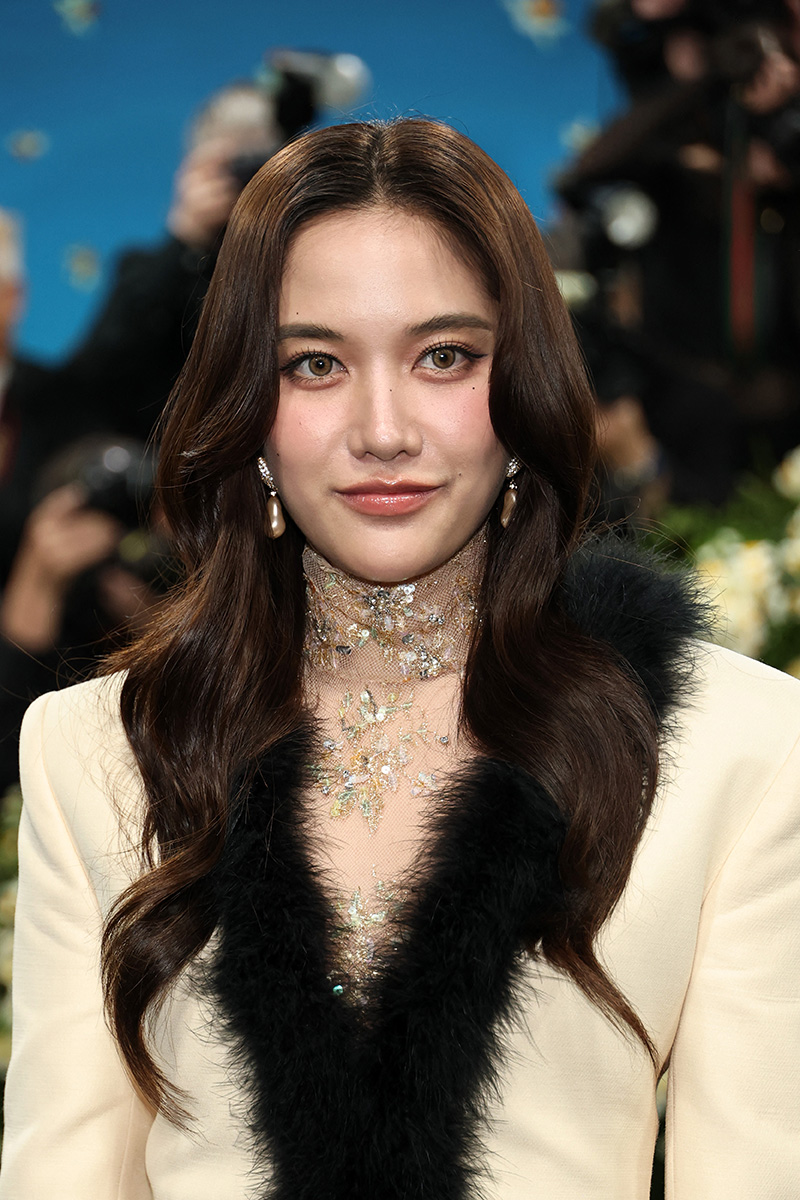 ฟรีน สโรชา อีกหนึ่งสาวไทยบนพรมแดง Met Gala 2025