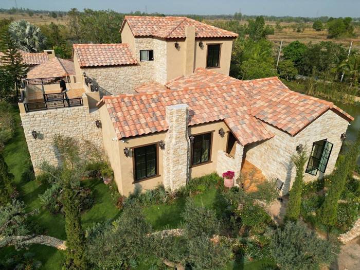 ส่องเรือนหอ เอมมี่ รัชฎา