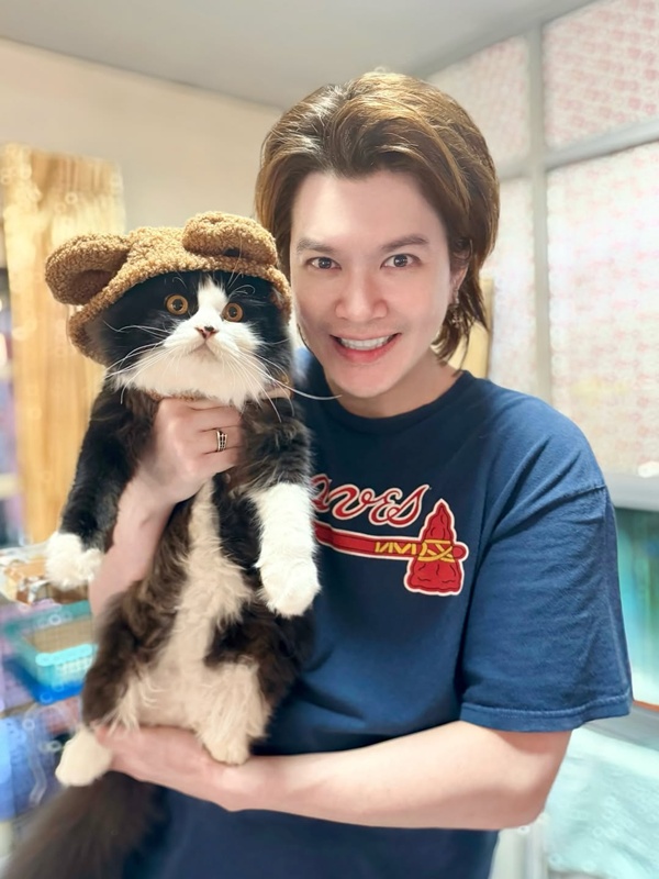 ภาพ วอย เกรียงไกร หวนคืนโซเชียล แฟนคลับชมหน้าเด็กเวอร์