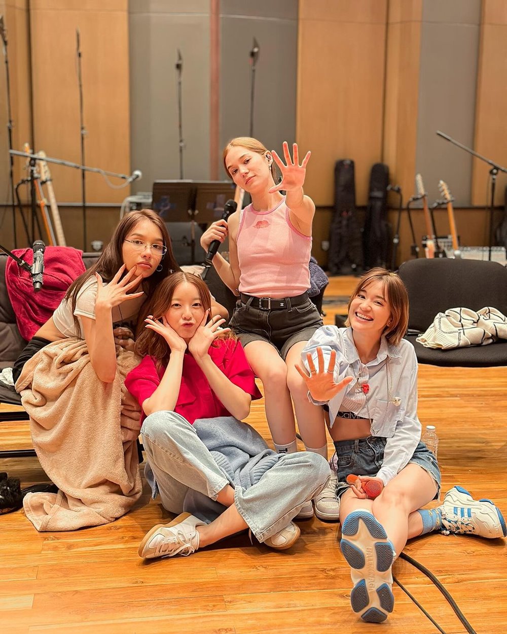 คอนเสิร์ต 4 Queens 