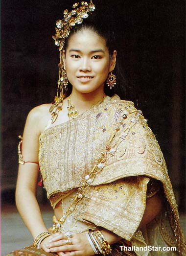 กบ พิมลรัตน์