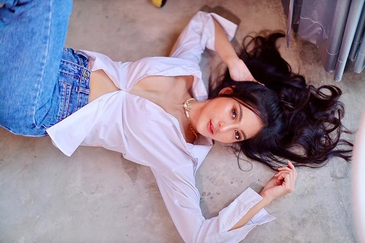 เร รัตน์ฟ้า