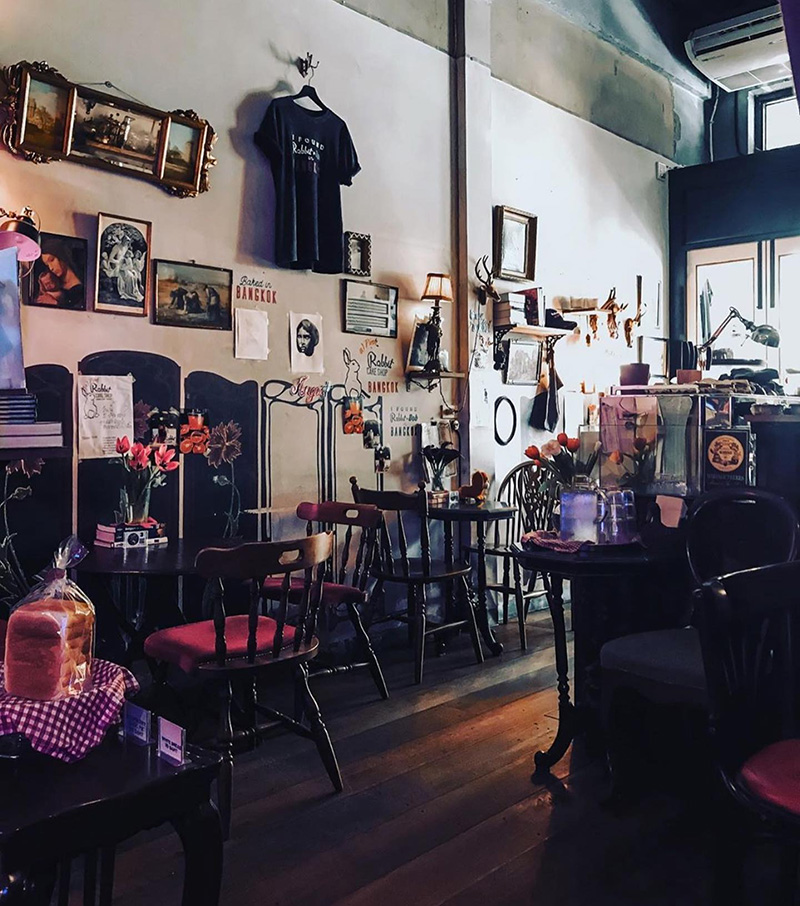 ร้านคาเฟ่ ท่าเตียน