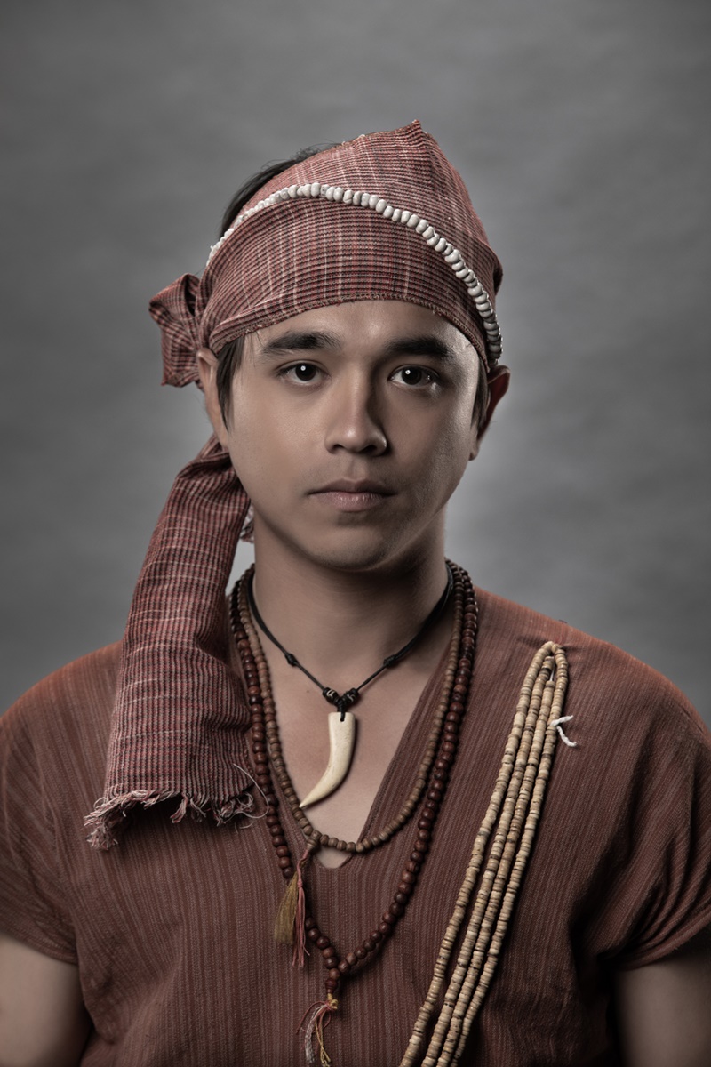 เก็บแผ่นดิน เรื่องย่อ