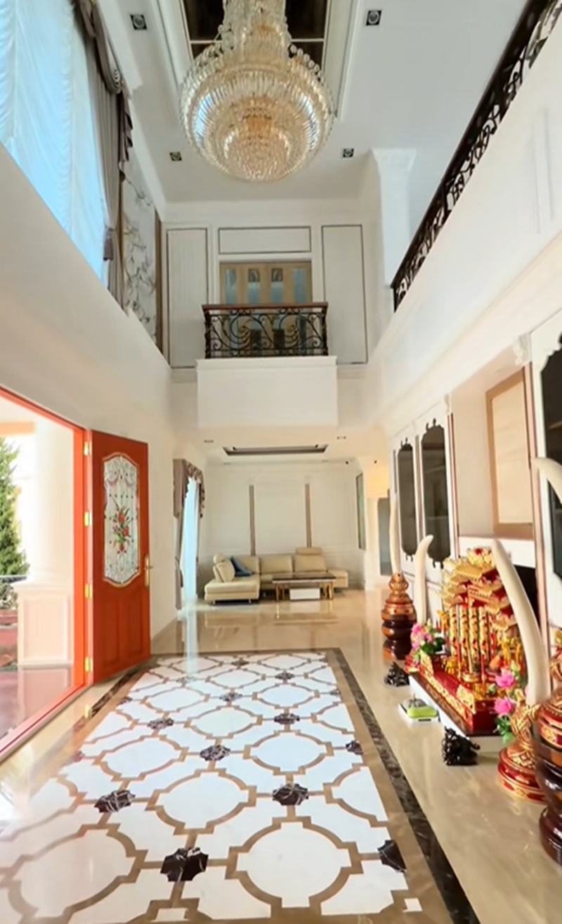 เที่ยวบ้านเพื่อน