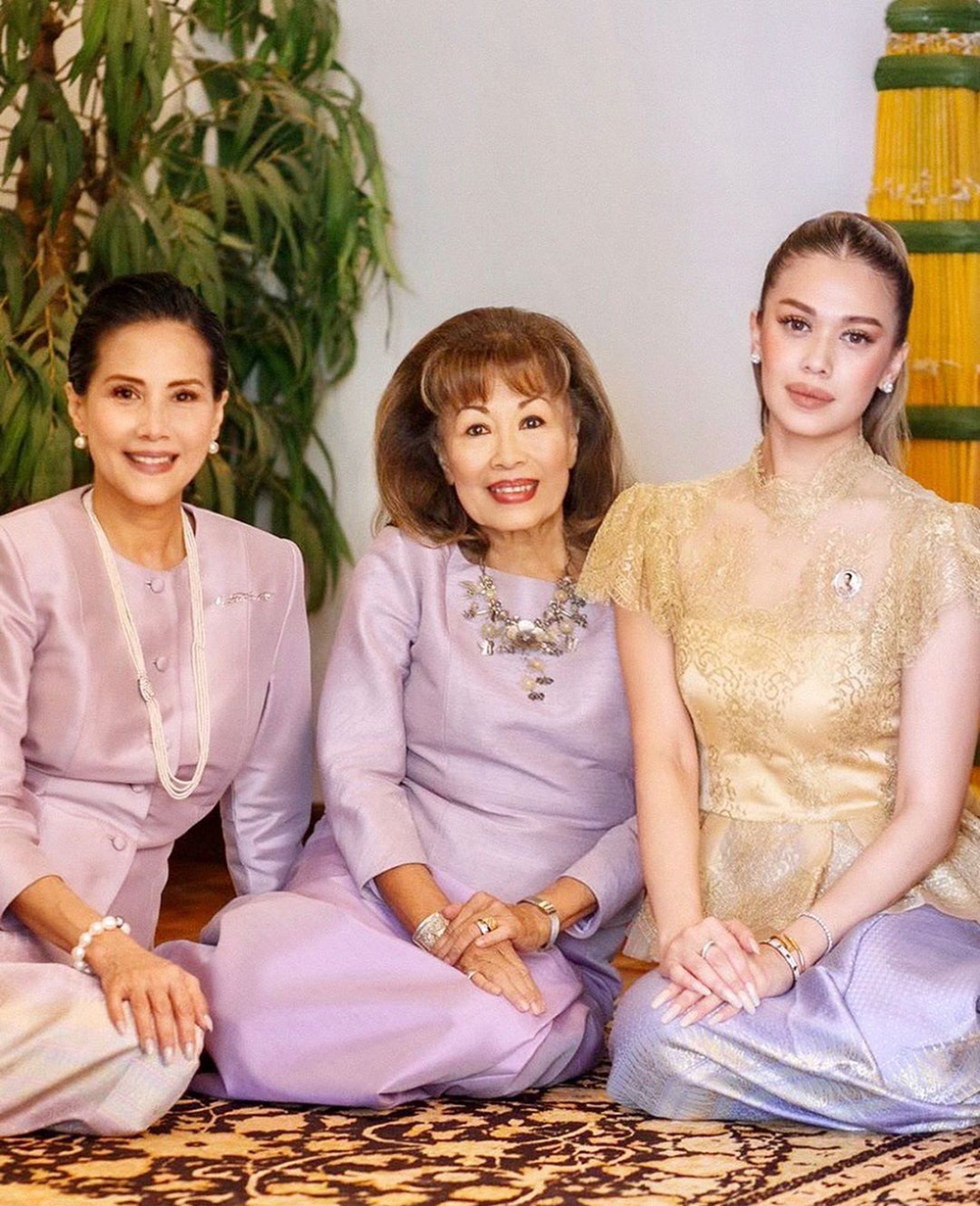 ครอบครัว แพร วทานิกา