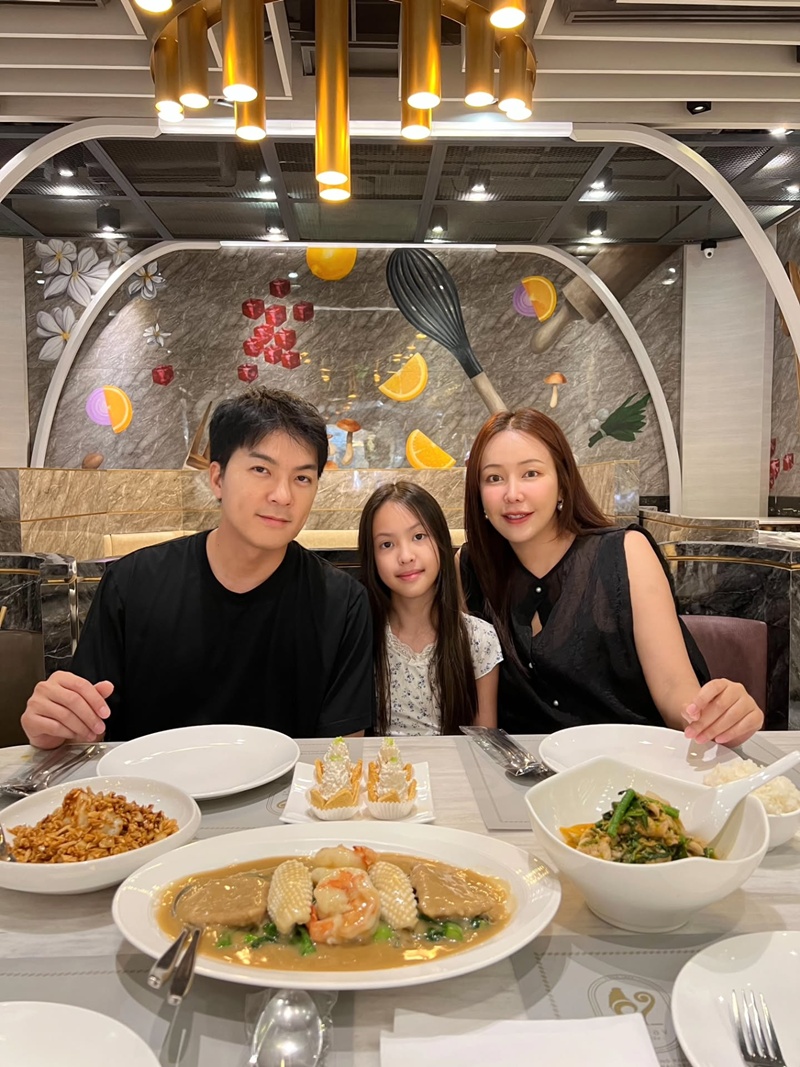 น้องณิลลา ลูกสาว แบงค์ อธิกิตติ์ - ไอซ์ ณพัชรินทร์ ยิ่งโตยิ่งสวย