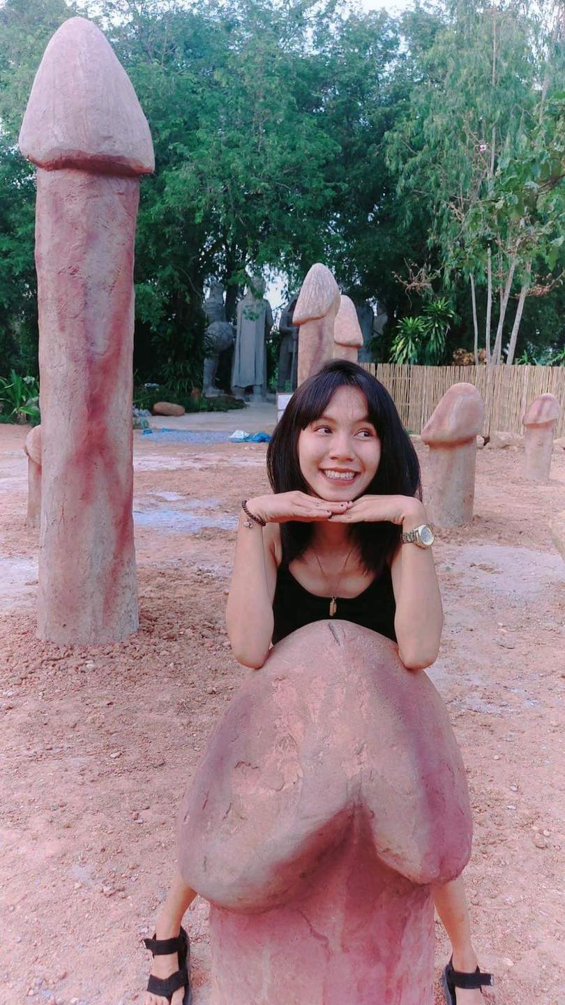 ทุ่งกระเจี๊ยวยักษ์