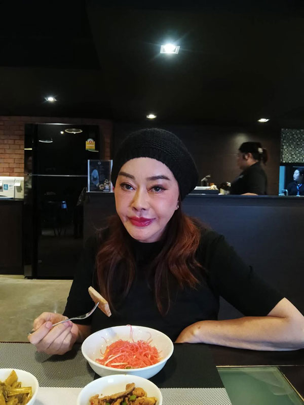 จิ๊ก เนาวรัตน์ โพสต์ภาพล่าสุด หลังเจอมรสุมศัลยกรรม