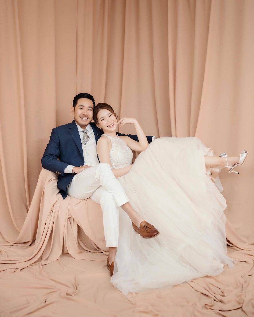 เบลล์ เกิร์ลลี่ เบอร์รี่