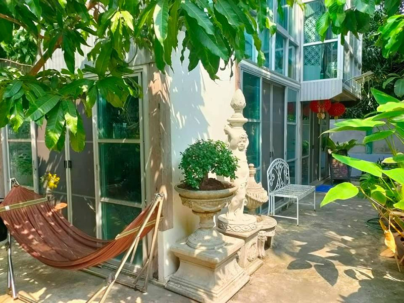 ร้านกาแฟถนนจันทน์