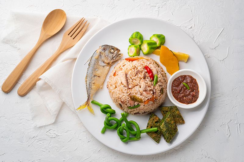 ข้าวผัดน้ำพริก เมนูสิ้นเดือน เมนูประหยัด