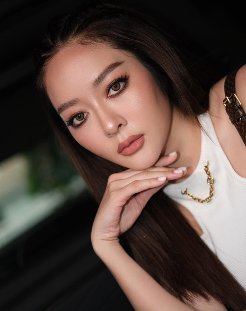 แก้มบุ๋ม ปรียาดา ประวัติ