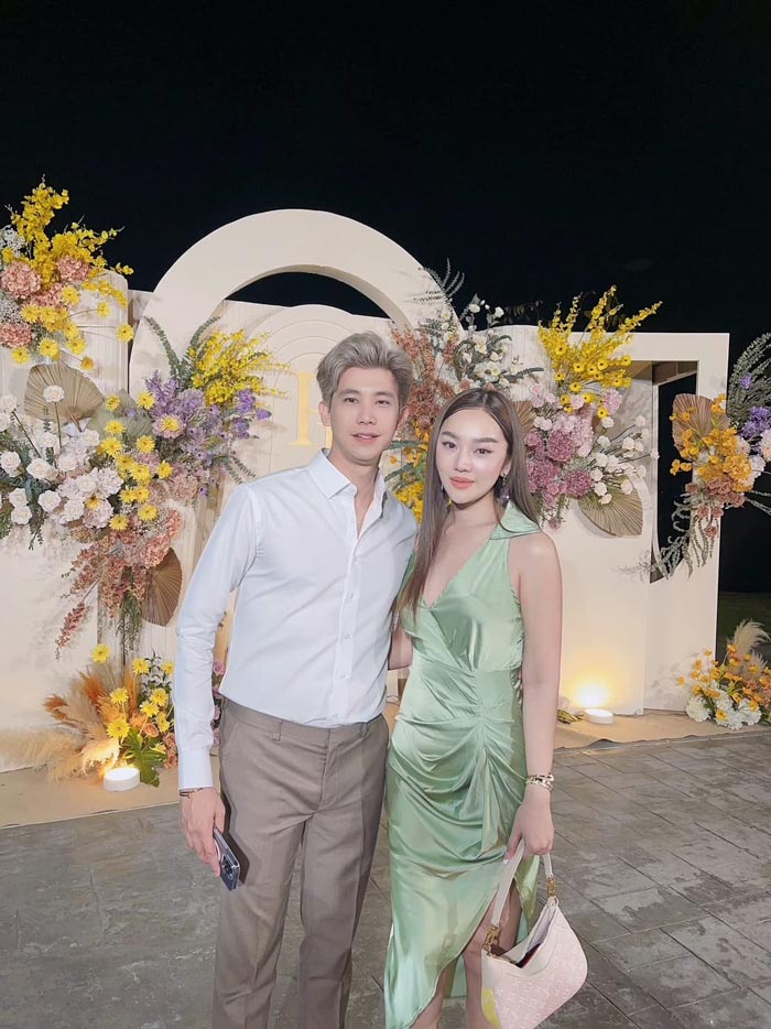 เส้นด้าย สอดอStyle