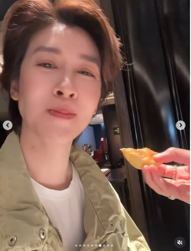 เชียร์ ฑิฆัมพร ควง หมิว รังสินี แจกโมเมนต์มุ้งมิ้ง ๆ ที่อังกฤษ  