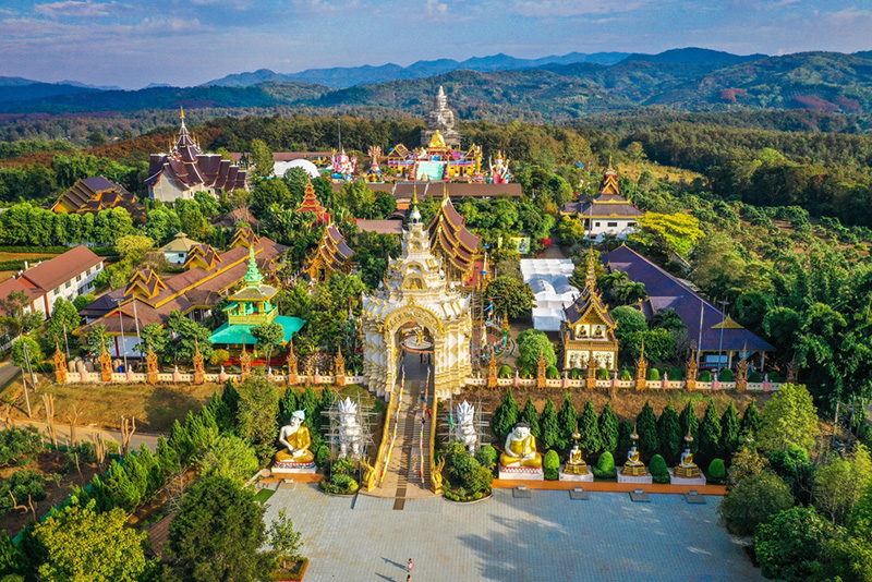 เที่ยววันหยุดยาว