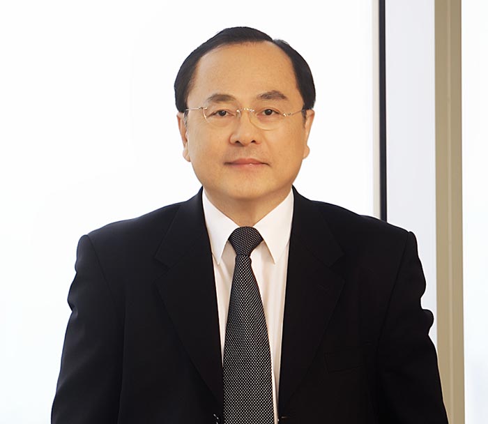 อนันต์ อัศวโภคิน