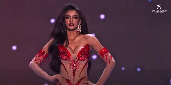 ส่องลุคชุดราตรี Miss Universe 2025 รอบพรีลิมมินารี